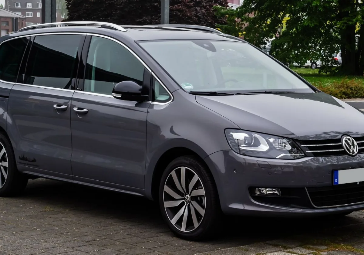 Volkswagen Sharan 2016 — rent a car Novi Sad Tigar